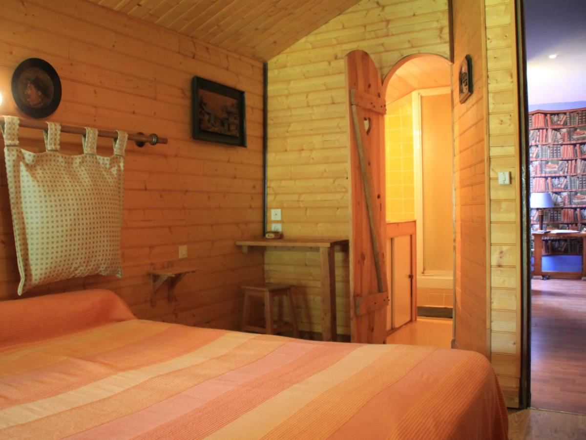 Les Pascals Bed & Breakfast Saint-Paul-les-Romans Luaran gambar